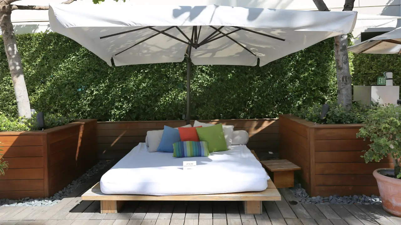 Daybeds - Daybeds at Modern Honolulu, , 
