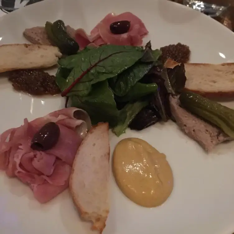 Aaron's Table And Wine Bar - Aaron's Table & Wine Bar, Jupiter, FL