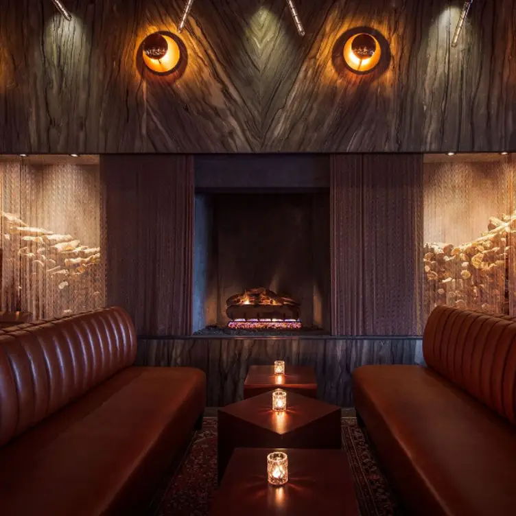 Bianconi, Los Angeles, CA