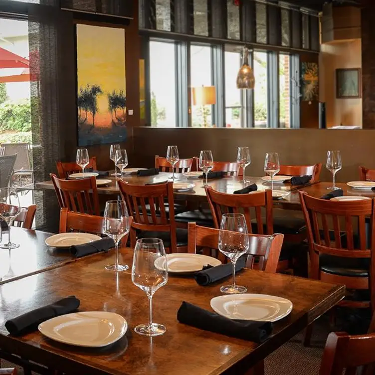 Tombo Grille - Interior - Tombo Grille, Columbia, SC