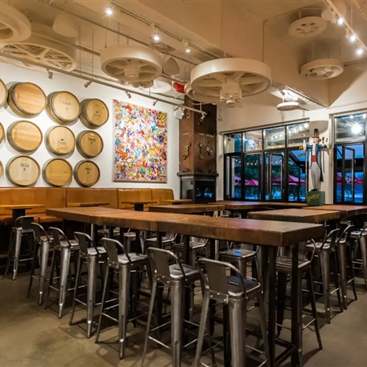 TAPshack • Coal Harbour, Vancouver, BC