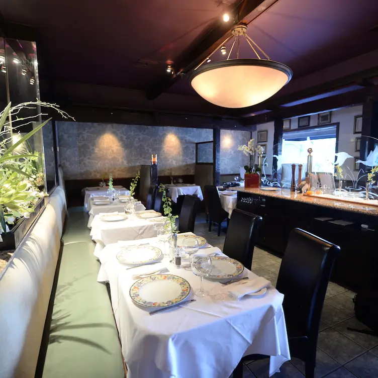 Le Sanglier, Tarzana, CA