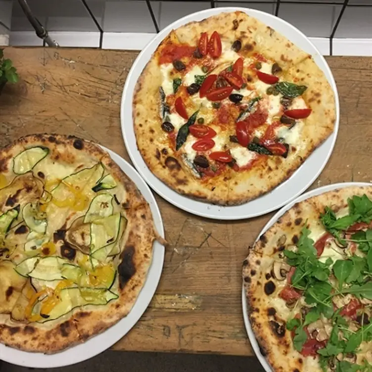 Pizzeria Apollo, London, 