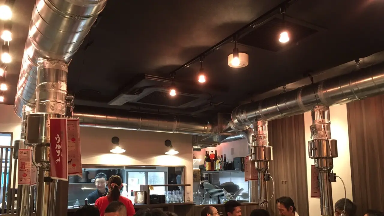 焼肉ウルフ東京神田店 店内 - Yakiniku Ganso Otoshidare Wolf TokyoKanda, Chiyoda-Ku, Tokyo