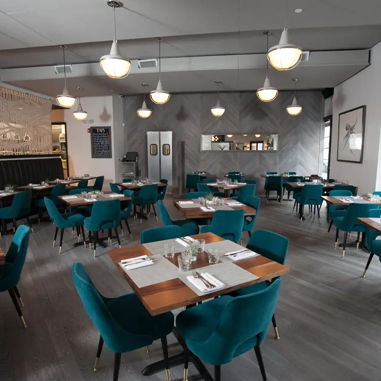 Salt and Barrel, Bay Shore, NY
