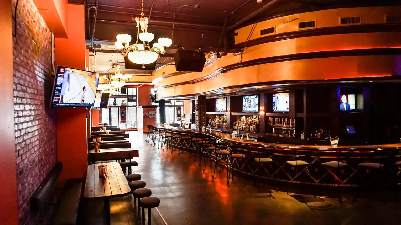 Live Sports Bar & Grill, Houston, TX