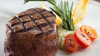 Una foto del restaurante Mignon's Steaks & Seafood