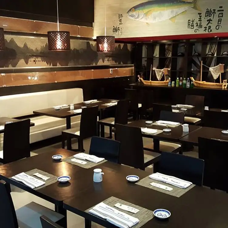 Hoshi - Hoshi & Sushi Asian Cuisine, Miami Beach, FL