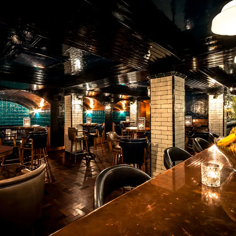 Spitalfields Bar - Hawksmoor Spitalfields Bar, London, 