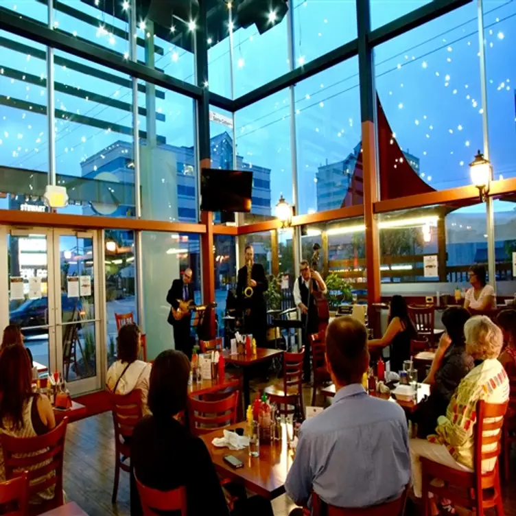 MTL | montREALfood, Kelowna, BC