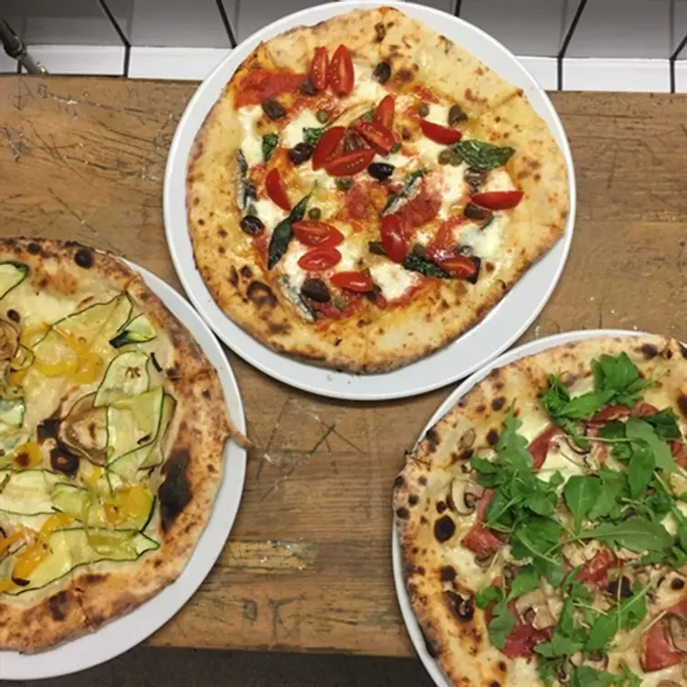 Pizzeria Apollo, London, 