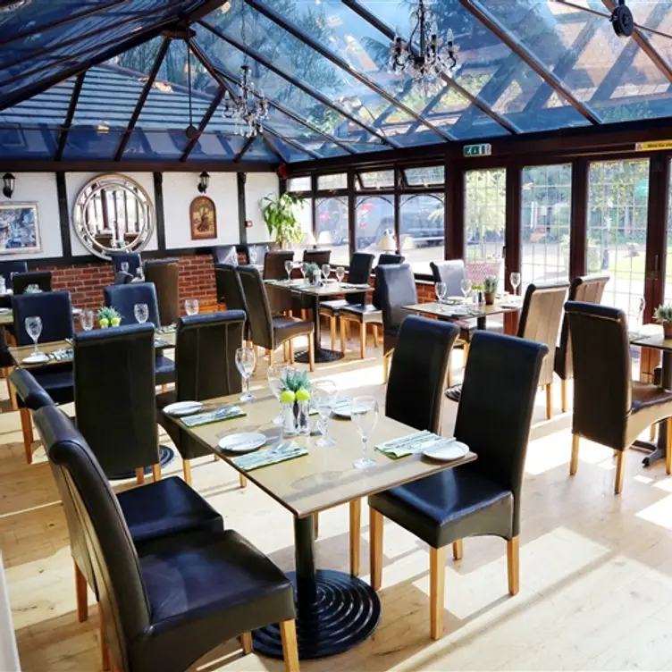 The Courtyard Bar & Restaurant, Stanwick, 
