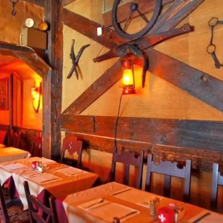 Alpenhaus, Montreal, QC