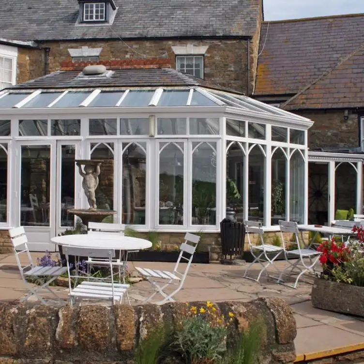 The Ilchester Arms Hotel, Weymouth, Dorset