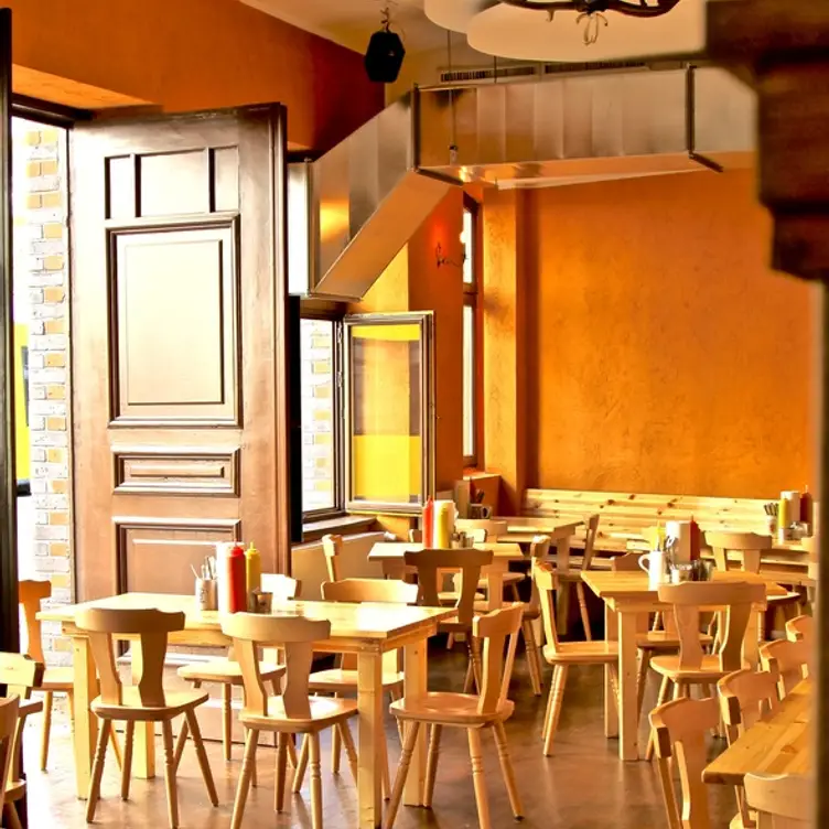 The Bird Steakhouse, Berlin, BE