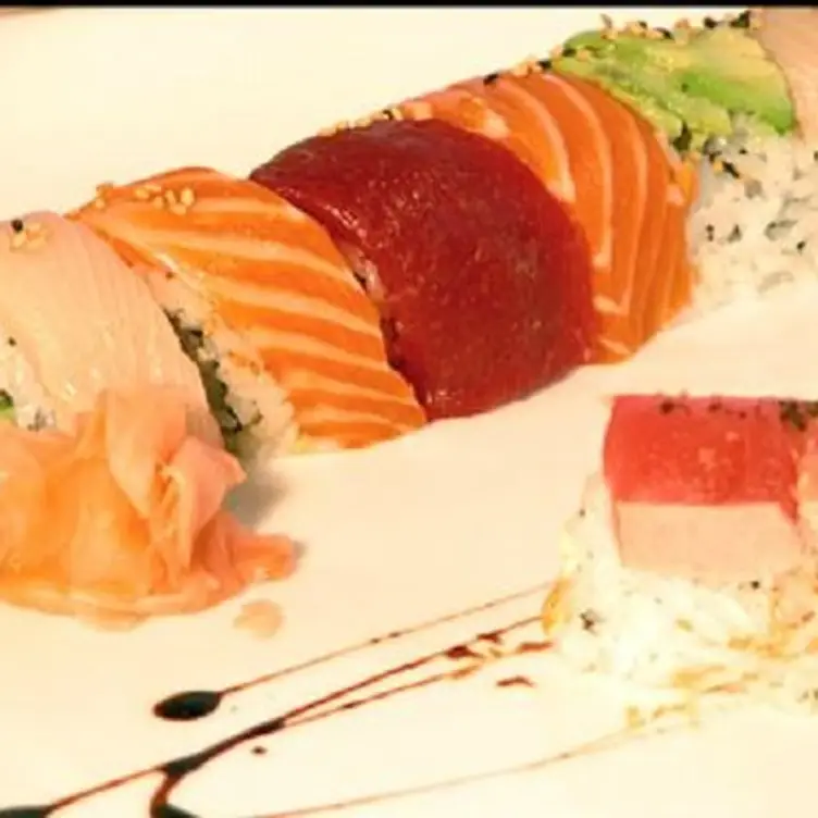 Rise Sushi & Sake Lounge, Chicago, IL