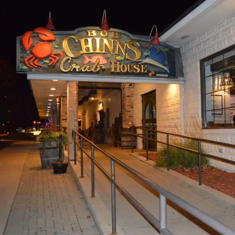 Bob Chinn's Crabhouse - Wheeling, Wheeling, IL