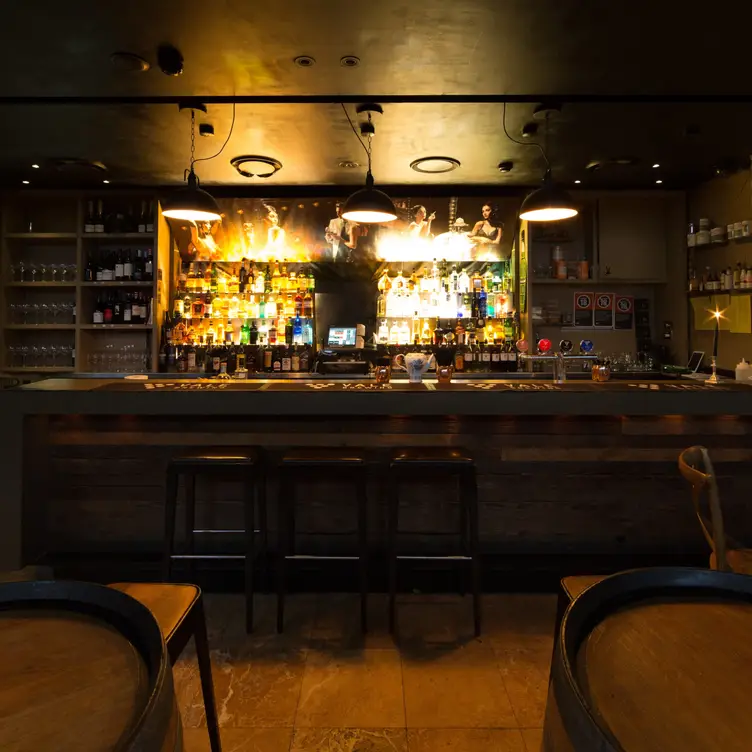 Hotel Advertise - Rabbit Hole Bar & Dining - Permanently Closed, Sydney, AU-NSW