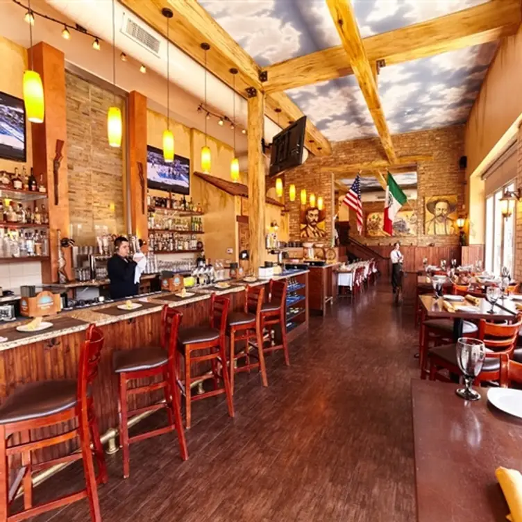 Revolucion Steakhouse - Permanently Closed, Chicago, IL