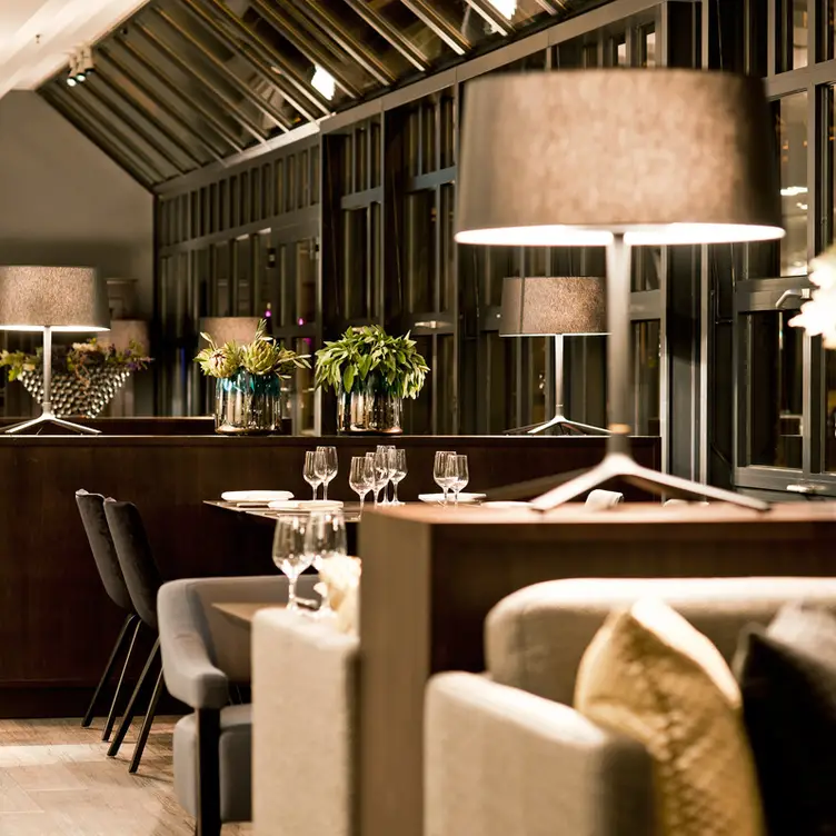The Legacy Bar & Grill, Frankfurt, HE