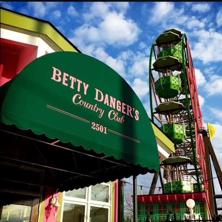 Betty Danger's Country Club, Minneapolis, MN