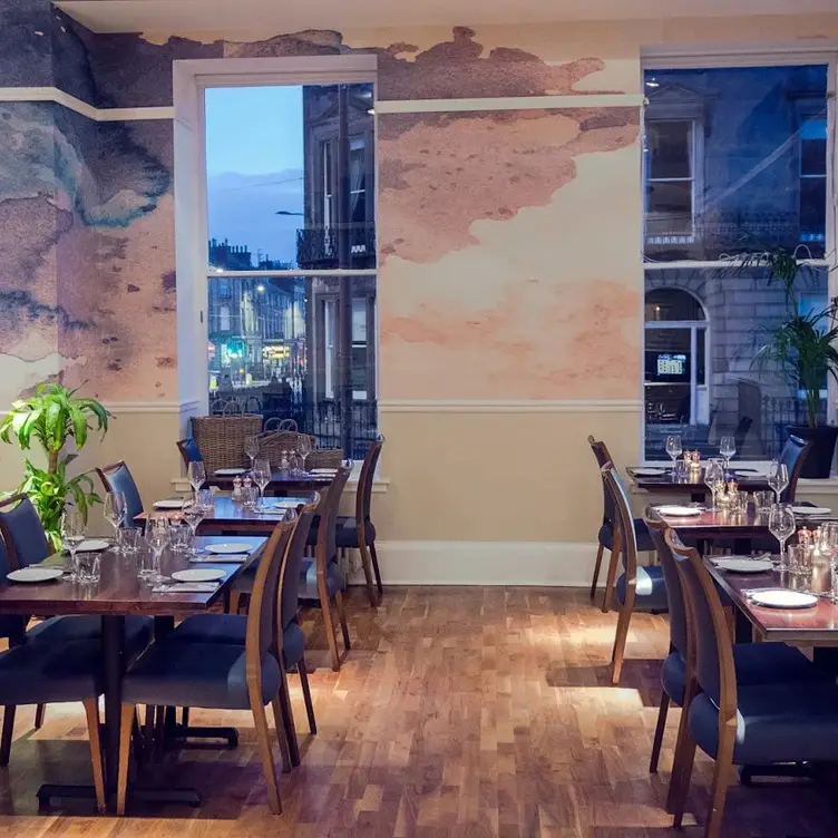 Otro - Otro, Edinburgh, 