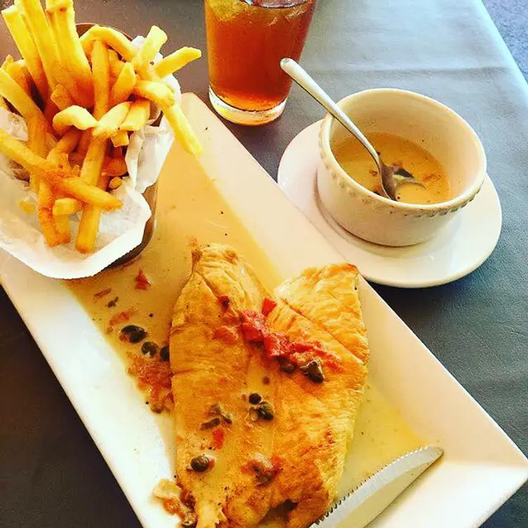 Rendez-Vous Bakery & Bistro, Aventura, FL