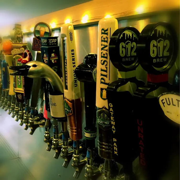 Beer Taps - Pig & Fiddle, Minneapolis, MN