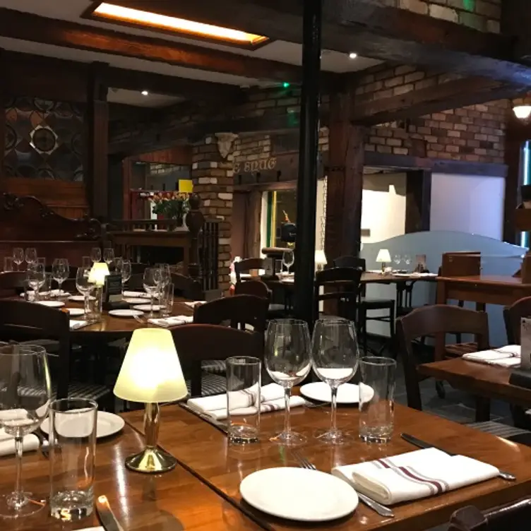 Toulouse Lautrec Restaurant & Jazz Club, London, 