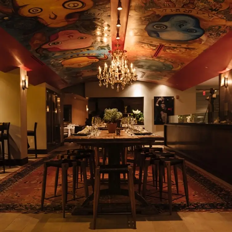 Honeysuckle - Permanently Closed, Washington, DC