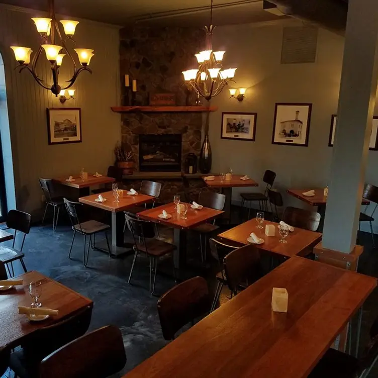 Ember Wood Fired Grill, Dover, NH