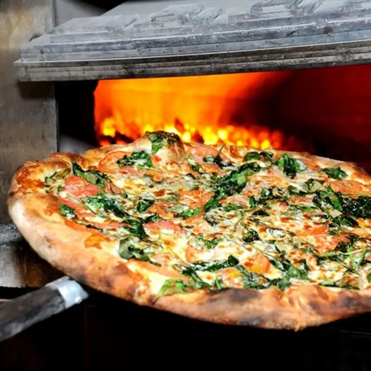 Nick's New Haven Style Pizzeria & Bar, Boca Raton, FL
