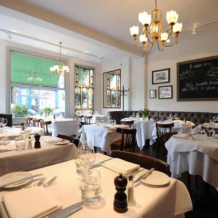 Le Salon Privé, London, 