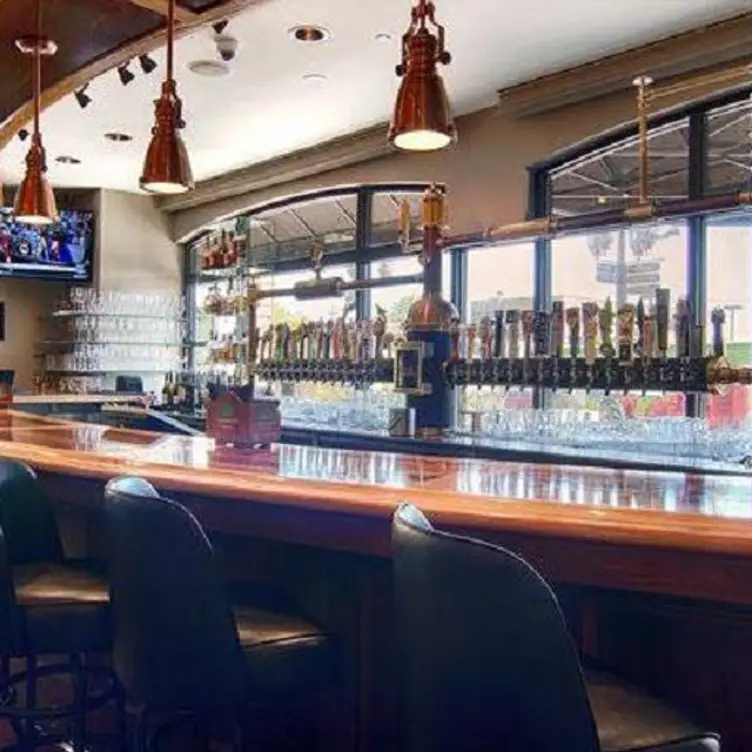 Beelow's - Highland Park, Highland Park, IL