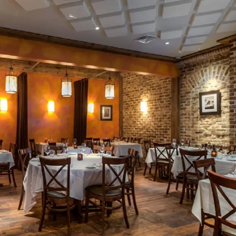 OMBRA Cucina Italiana, Hilton Head Island, SC