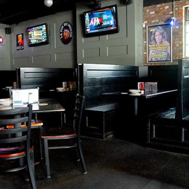 Croxley's - Farmingdale, Farmingdale, NY