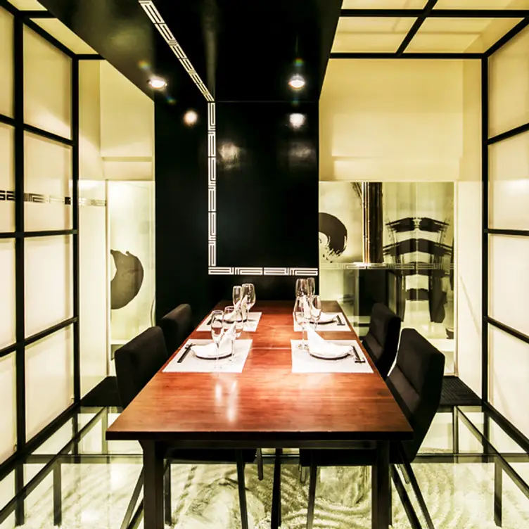 Beyond B.B, Minato-Ku, Tokyo