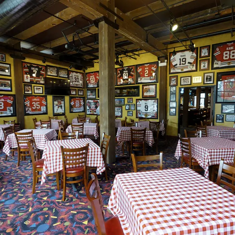 Pizano's Pizza and Pasta - Indiana Ave., Chicago, IL