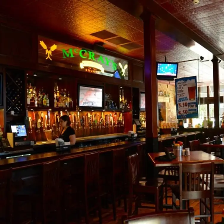 Bar Dining - McCray's Tavern on the Square, Lawrenceville, GA