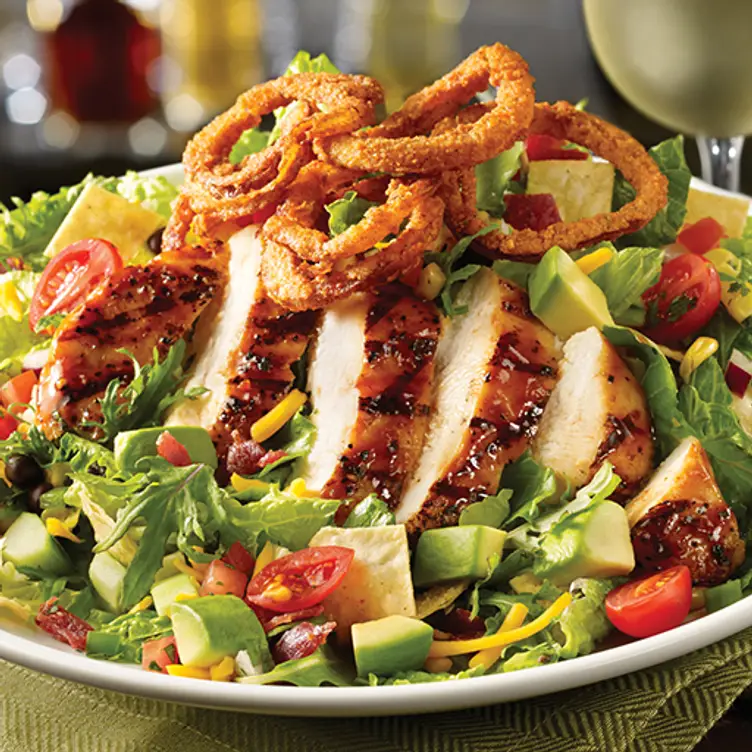 Bbq Chicken Salad - TGI FRIDAYS - Shreveport- Permanently Closed, Shreveport, LA