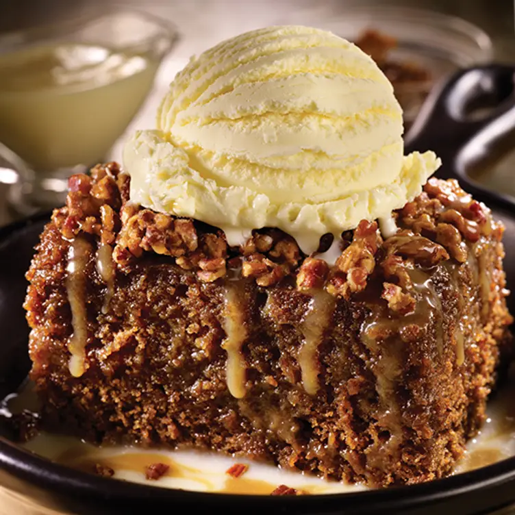 Tennessee Whiskey Cake - TGI FRIDAYS - Moline, Moline, IL