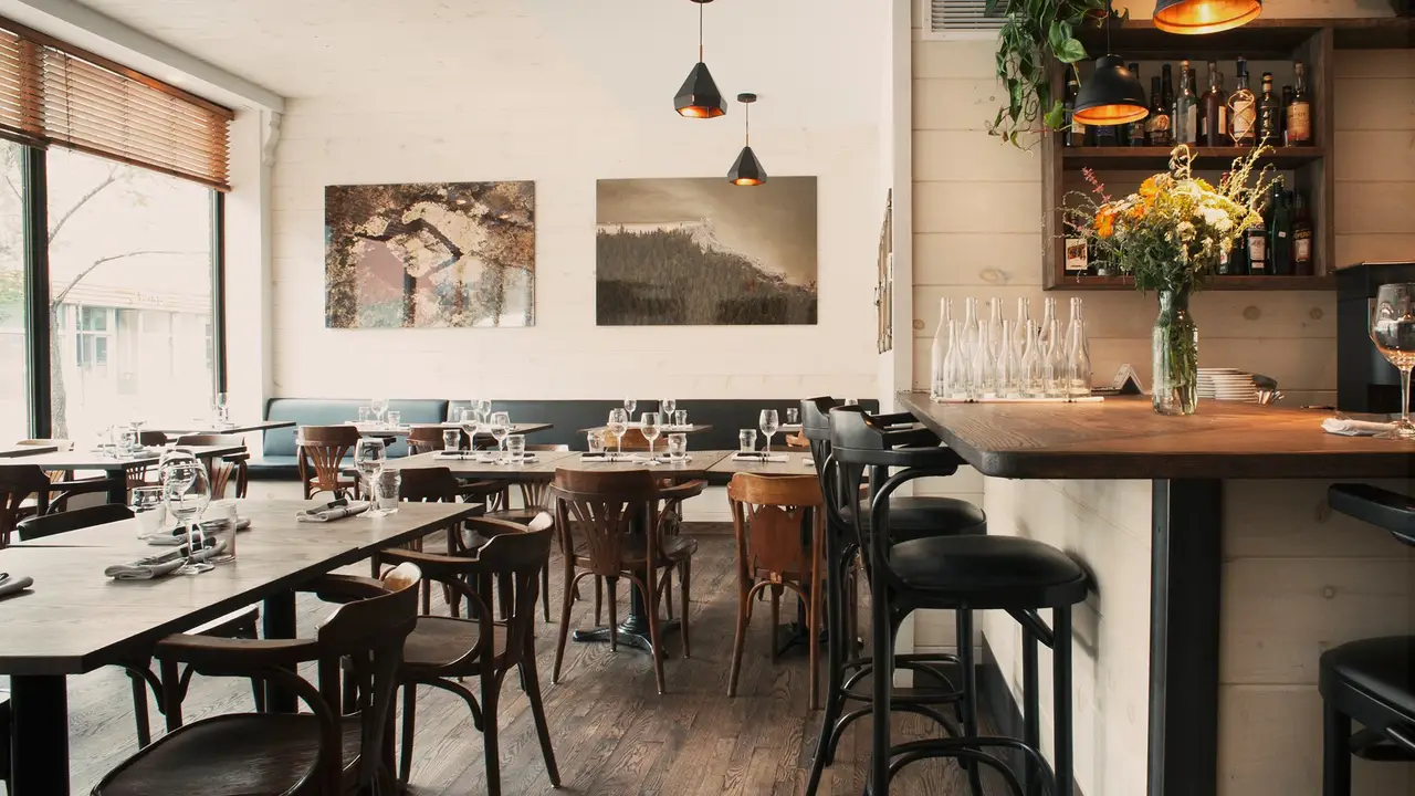 Les Fillettes, Outremont, QC