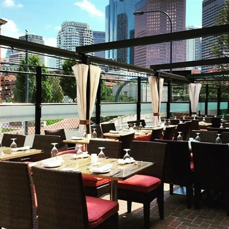 Mare, Boston, MA