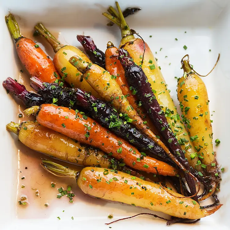 Carrots - Lela, Bloomington, MN