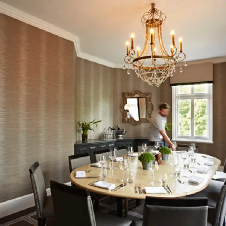 The Swan, Esher, Surrey