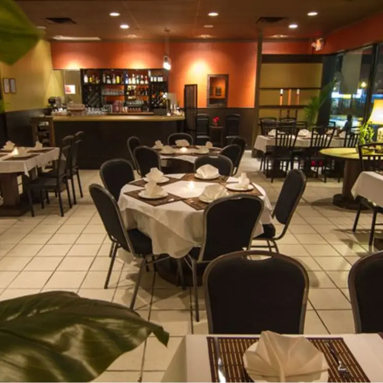 Banana Leaf Asian Cuisine, Stoney Creek, ON