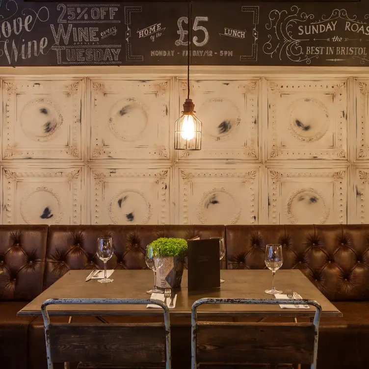 Racks Bar and Kitchen, Bristol, 