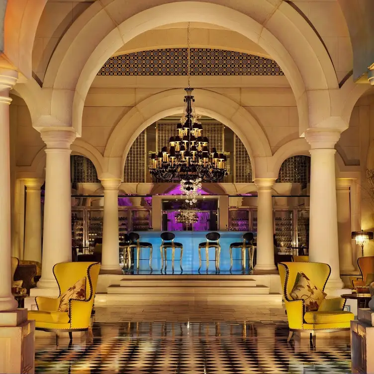 Aux Beaux Arts Bar Area - Aux Beaux Arts - MGM Macau, Nape, Macau
