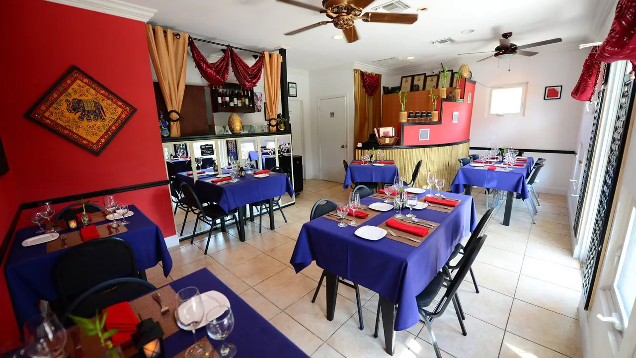 Bombay Chopsticks, Grand Cayman, Grand Cayman