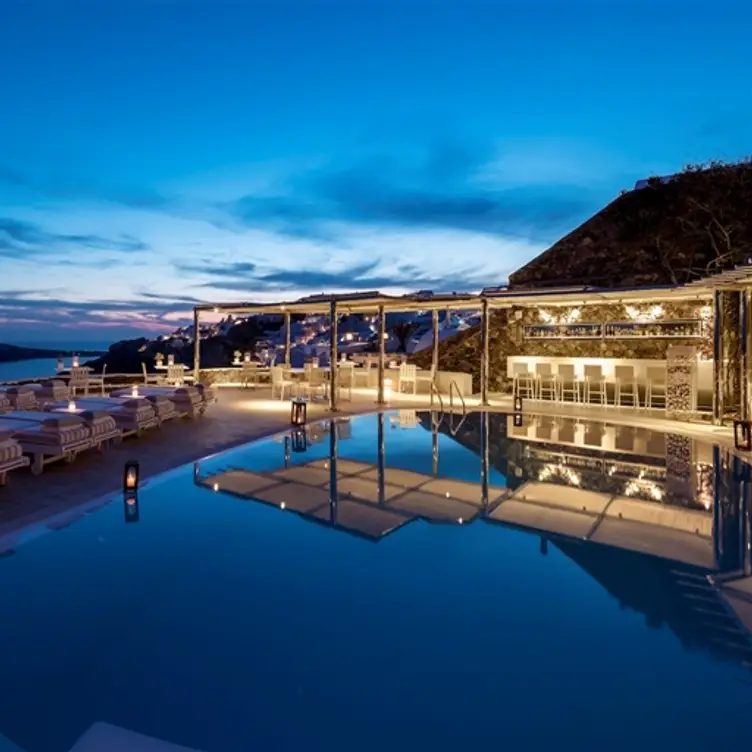 Petra Restaurant, Oia, Santorini